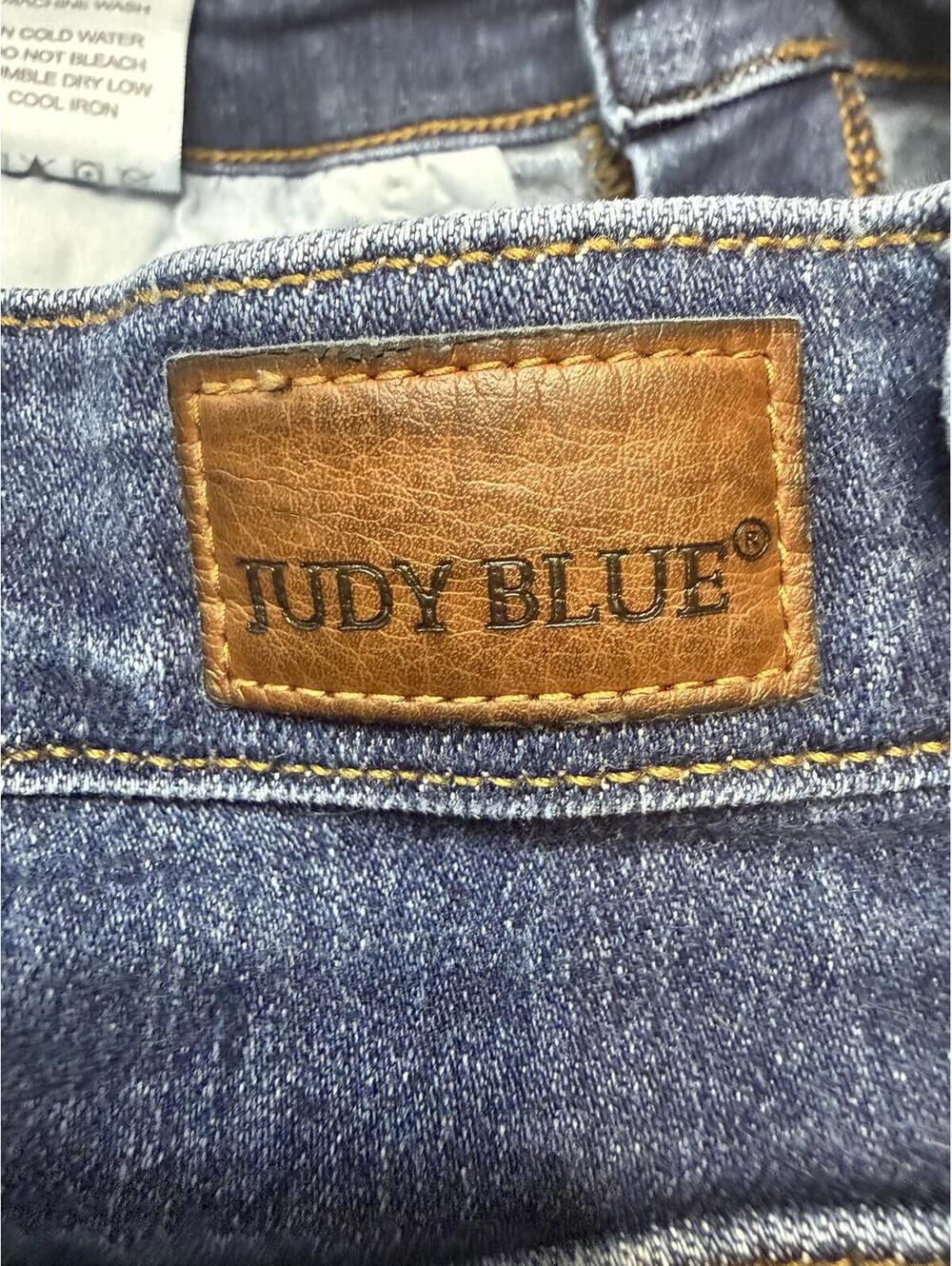 Judy Blue Skinny Dark Wash Jeans - Picture 11 of 11
